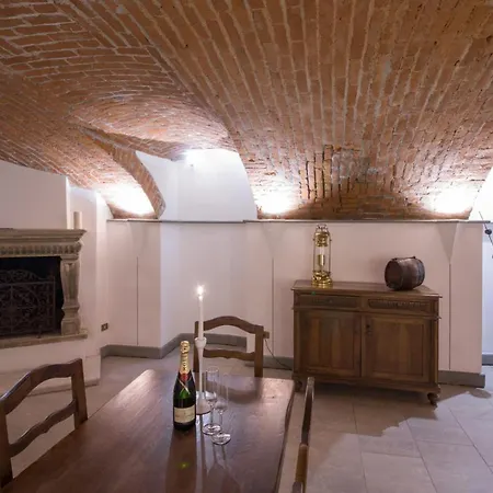 Apartment Loft In Navigli District With Jacuzzi & Sauna - Papiniano