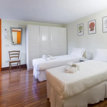 Loft In Navigli District With Jacuzzi & Sauna - Papiniano Apartment