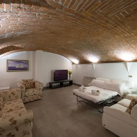 Loft In Navigli District With Jacuzzi & Sauna - Papiniano Apartment