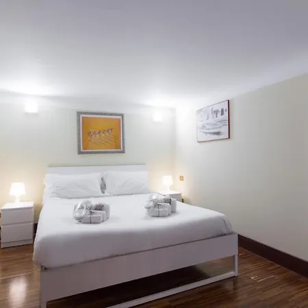 Loft In Navigli District With Jacuzzi & Sauna - Papiniano Apartment