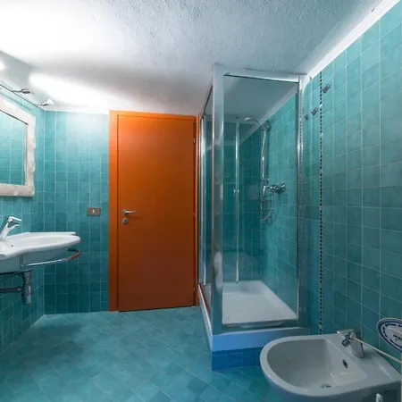 Loft In Navigli District With Jacuzzi & Sauna - Papiniano Apartment Milan