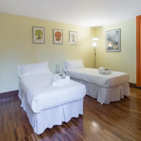 Lejlighed Loft In Navigli District With Jacuzzi & Sauna - Papiniano