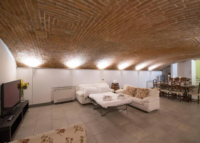 Loft In Navigli District With Jacuzzi & Sauna - Papiniano Appartement *